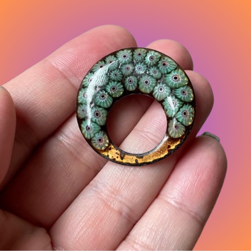 🚨🚨FINAL SALE!!!🚨🚨 Vtg enamel on copper open disc millefiori brooch pin unsigned